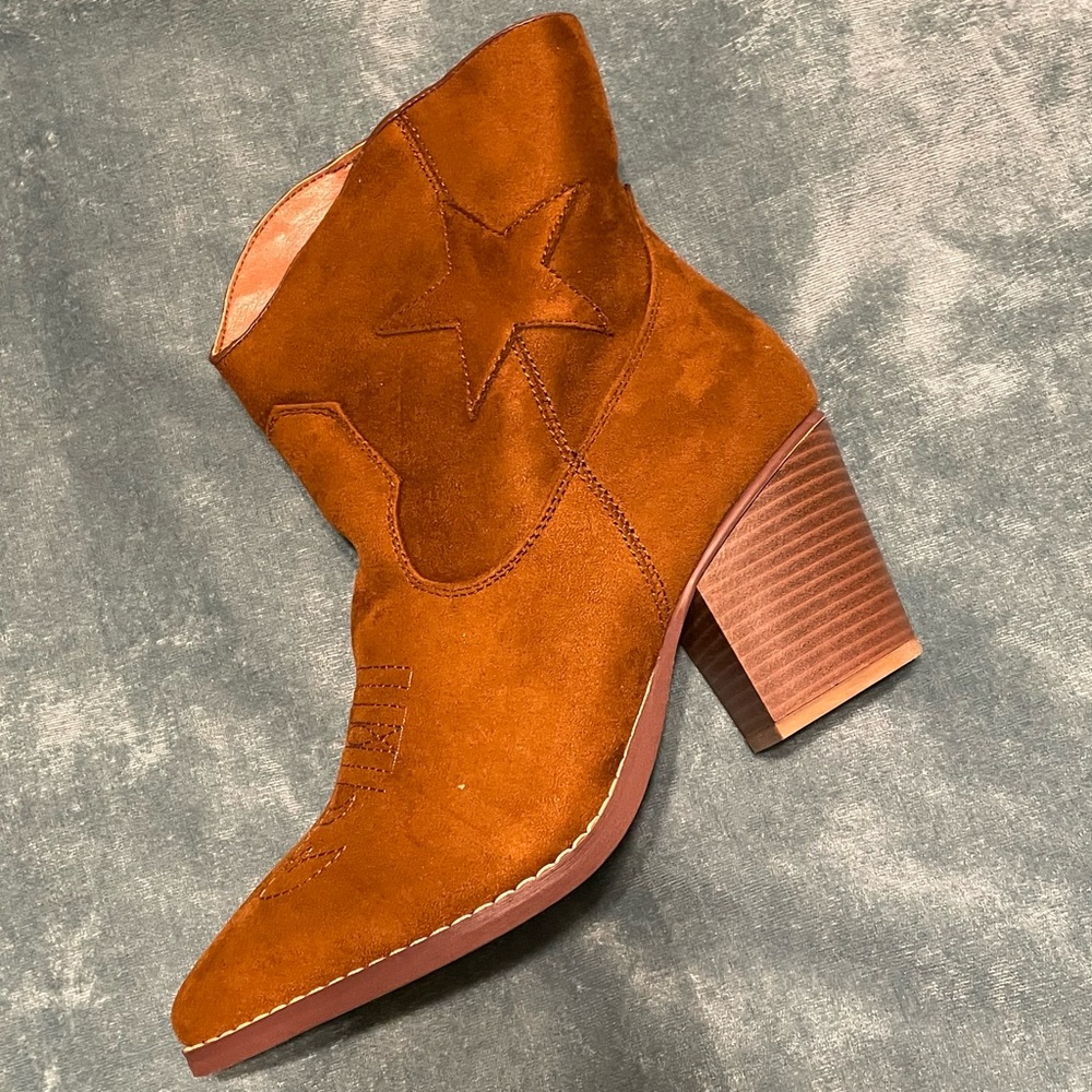 Her Universe Toy Story Woody Heeled Boots - Picture 8 of 13